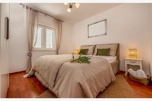 Apartman A2, na 6 osebe