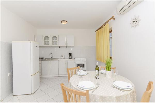 Apartment A1, for 4 persons