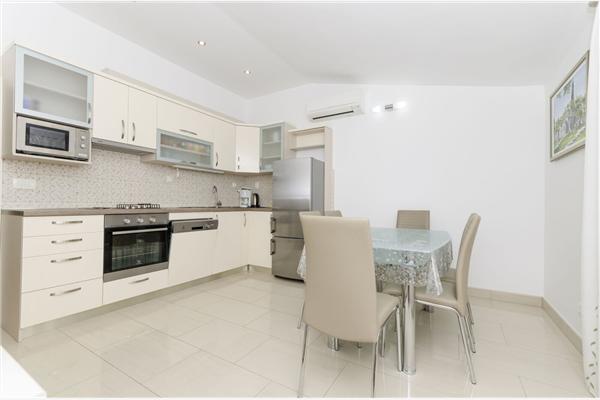 Lägenhet A2, för 7 personer