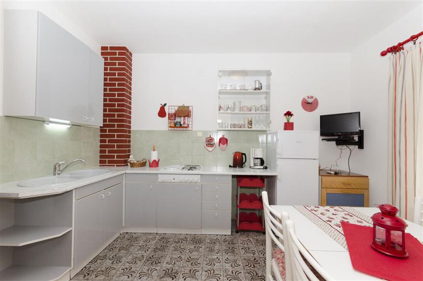 Apartment A1, for 5 persons