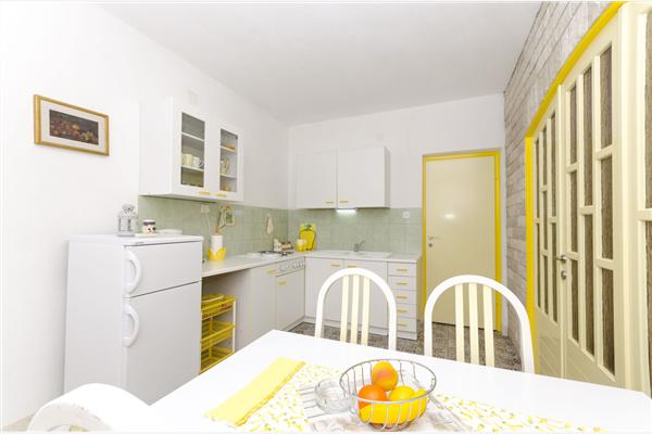Apartment A2, for 5 persons