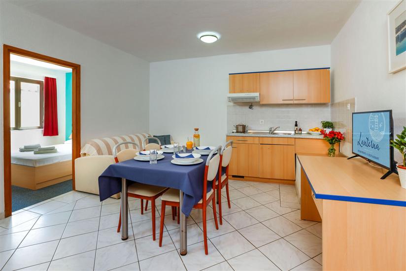 Apartment A1, for 5 persons