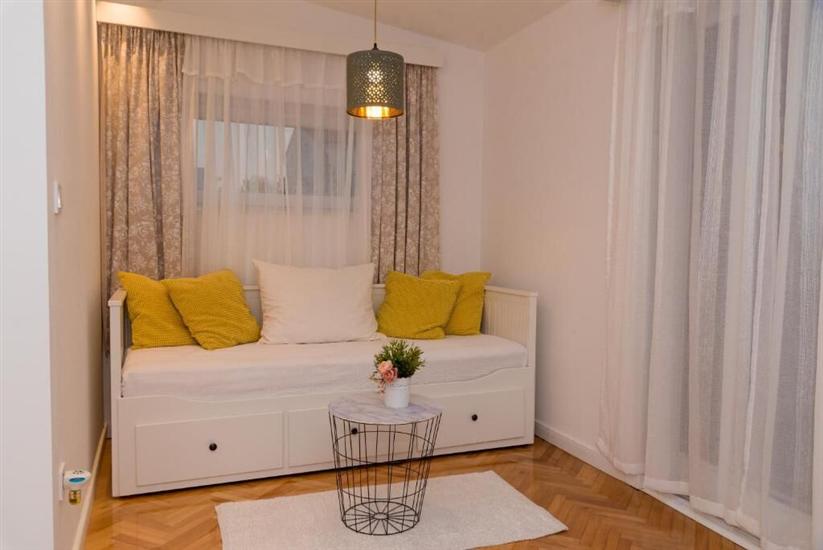 Apartment A1, for 3 persons