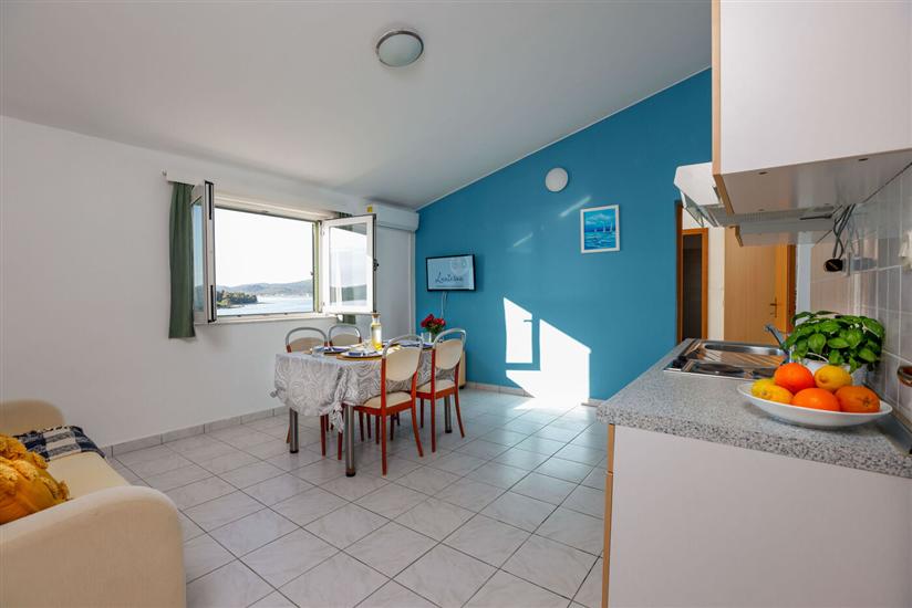 Apartment A5, for 3 persons