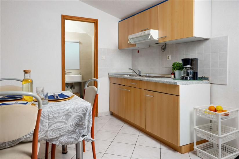 Apartment A6, for 4 persons