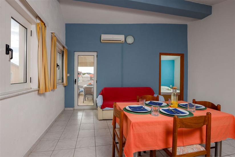 Apartment A8, for 3 persons
