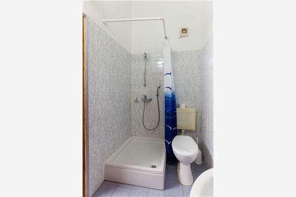 Apartment A8, for 3 persons