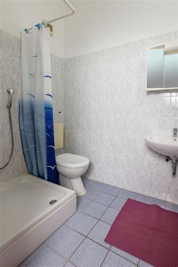 Apartment A8, for 3 persons