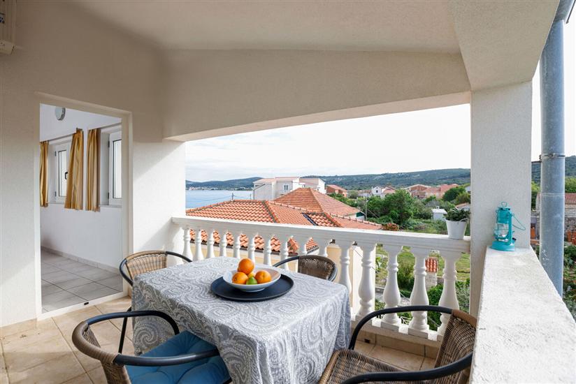 Apartment A8, for 3 persons