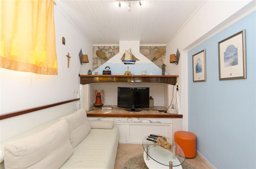 House K1, for 9 persons