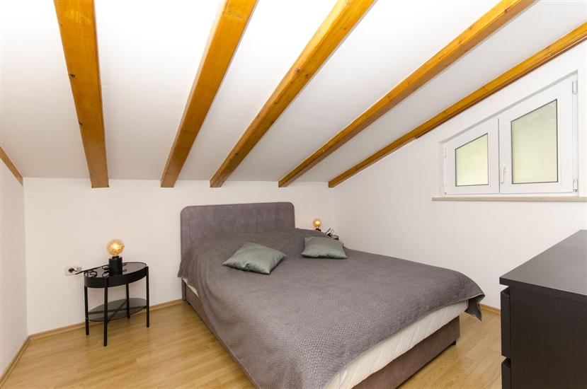 House K1, for 9 persons