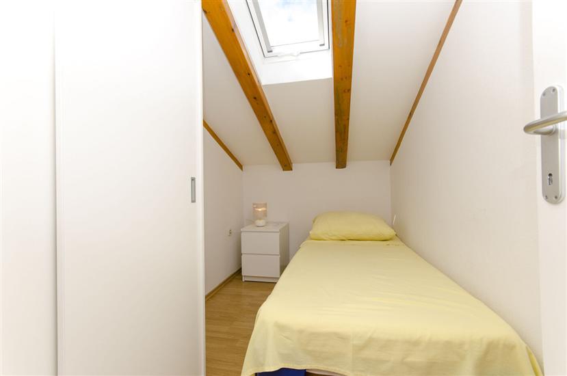 House K1, for 9 persons