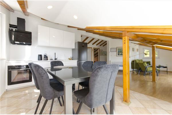 House K1, for 9 persons