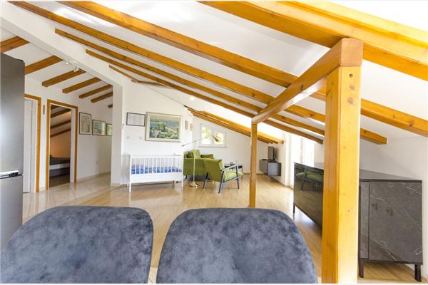 House K1, for 9 persons