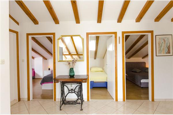 House K1, for 9 persons