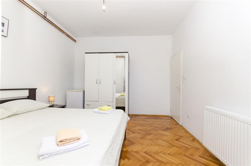 Apartment A1, for 7 persons