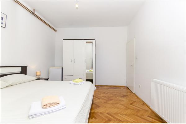 Apartment A1, for 7 persons