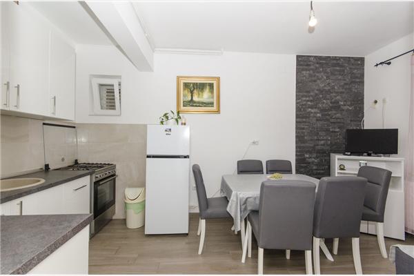 Apartment A1, for 7 persons
