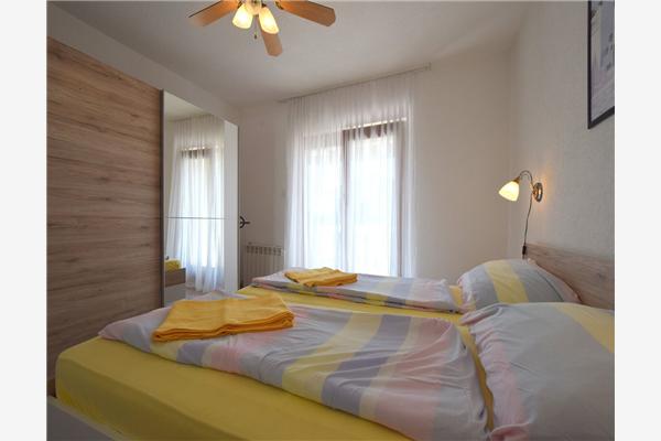 Apartment A2, for 5 persons