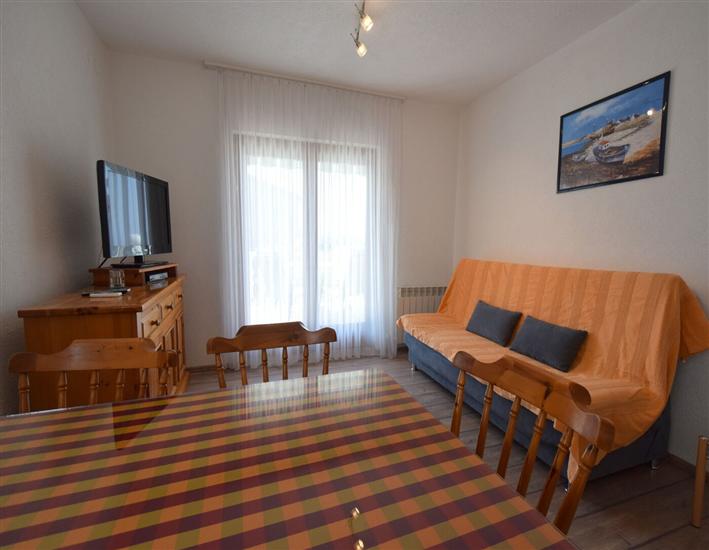 Apartment A2, for 5 persons