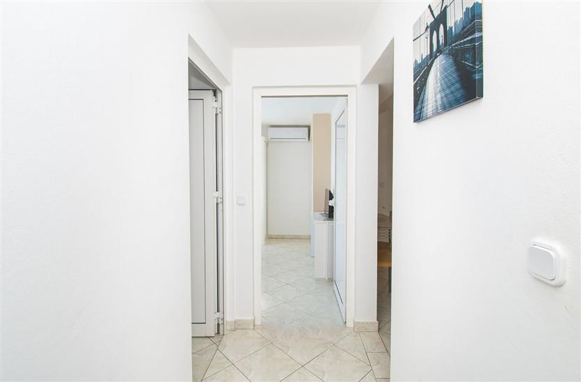 Apartment A2, for 4 persons