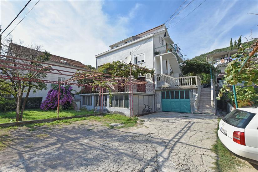 Apartment A4, for 3 persons