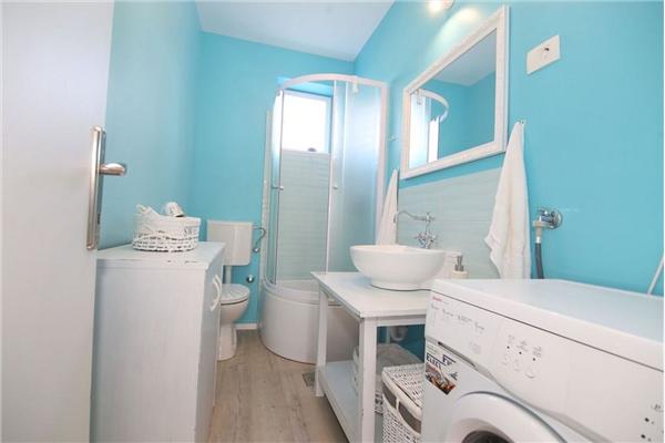 Apartment A1, for 5 persons