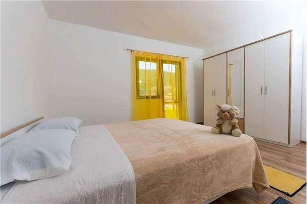 Apartment A1, for 6 persons