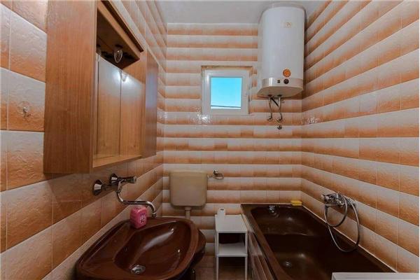 Apartment A1, for 6 persons