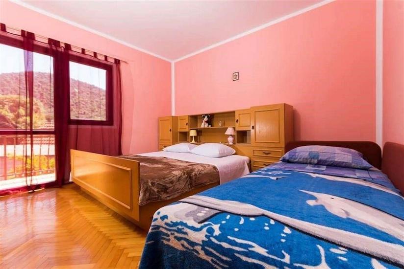 Apartment A1, for 6 persons