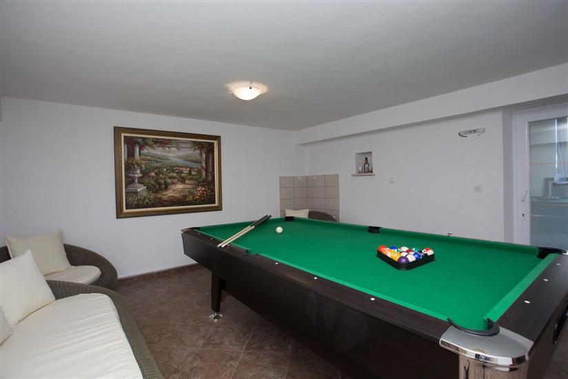 House K1, for 14 persons