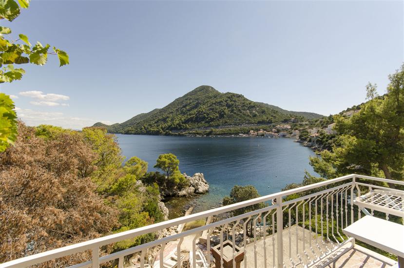 Apartment A2, for 3 persons