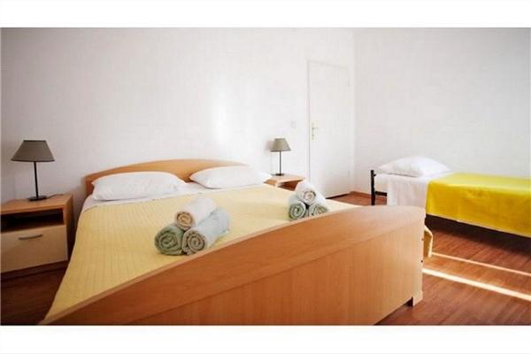 Apartment A1, for 6 persons