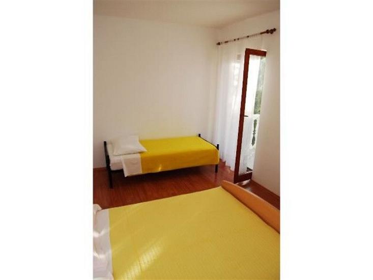 Apartment A1, for 6 persons