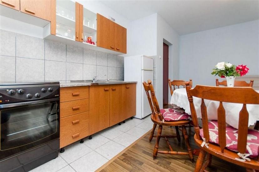 Apartment A1, for 6 persons