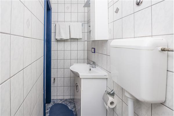 Apartment A1, for 6 persons