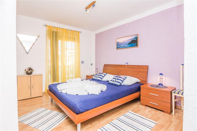 Apartment A1, for 6 persons