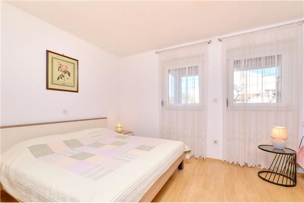 Apartment A2, for 3 persons