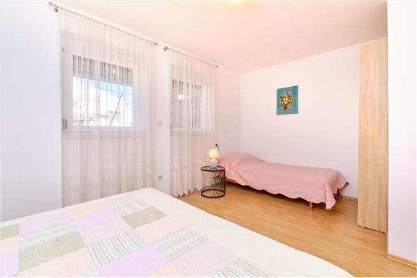 Apartment A2, for 3 persons
