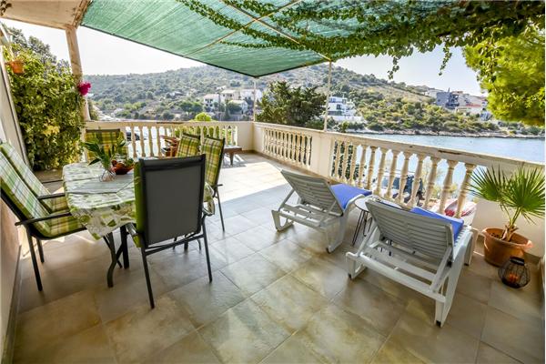 Apartment A1, for 6 persons