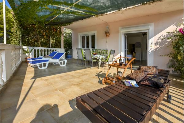 Apartment A1, for 6 persons