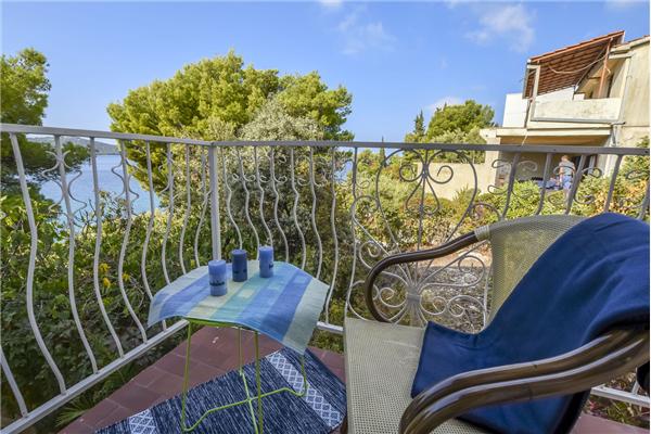 Apartment A2, for 6 persons