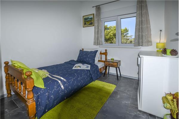 Apartment A2, for 6 persons