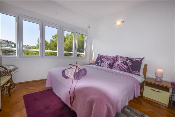 Apartment A2, for 6 persons