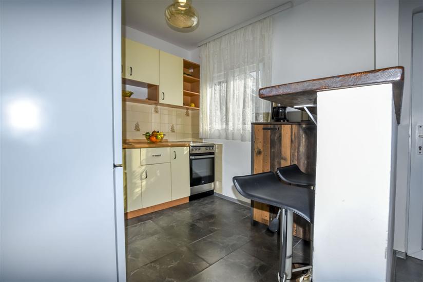 Apartment A2, for 6 persons