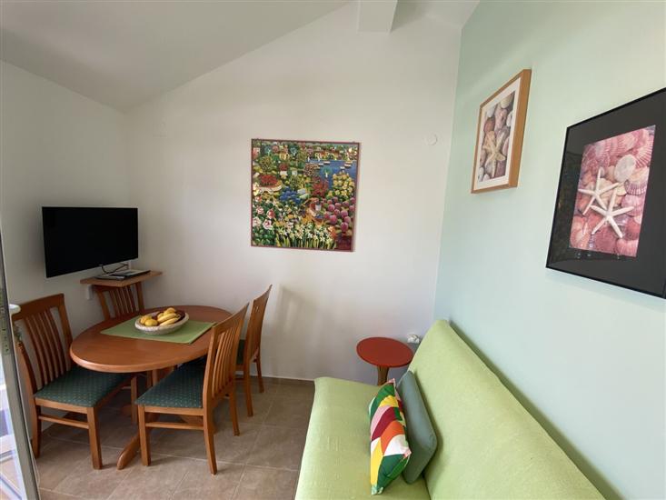 Apartment A4, for 4 persons