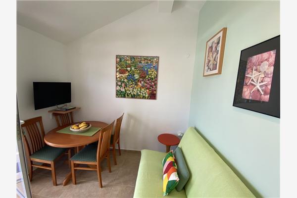 Apartment A4, for 4 persons