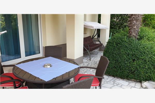 Apartment A1, for 6 persons