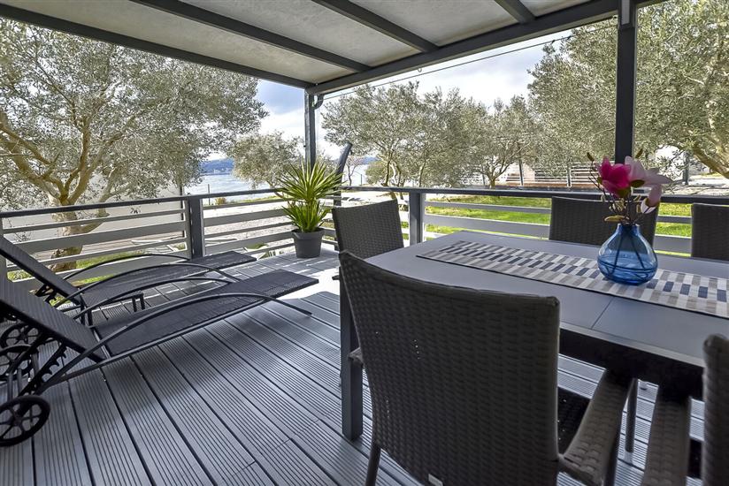 Mobile home Pen Shell