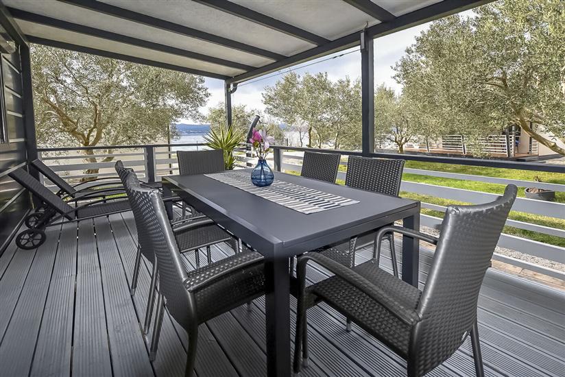 Mobile home Pen Shell